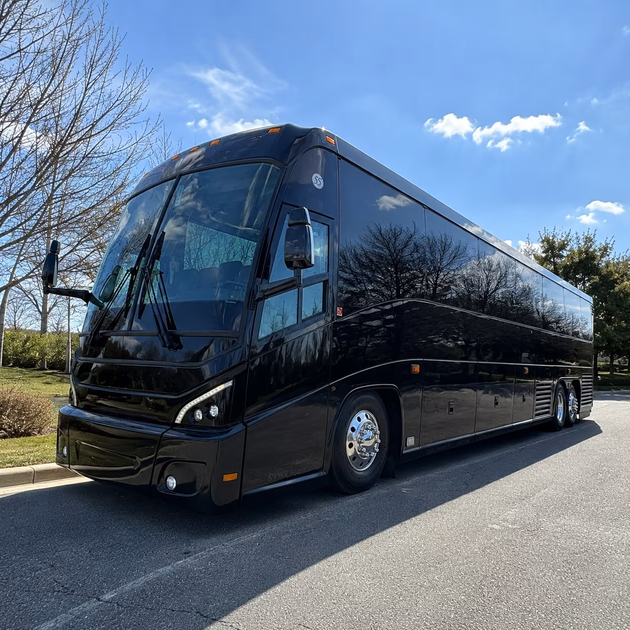 charter bus shuttle service between key west resorts and eyw