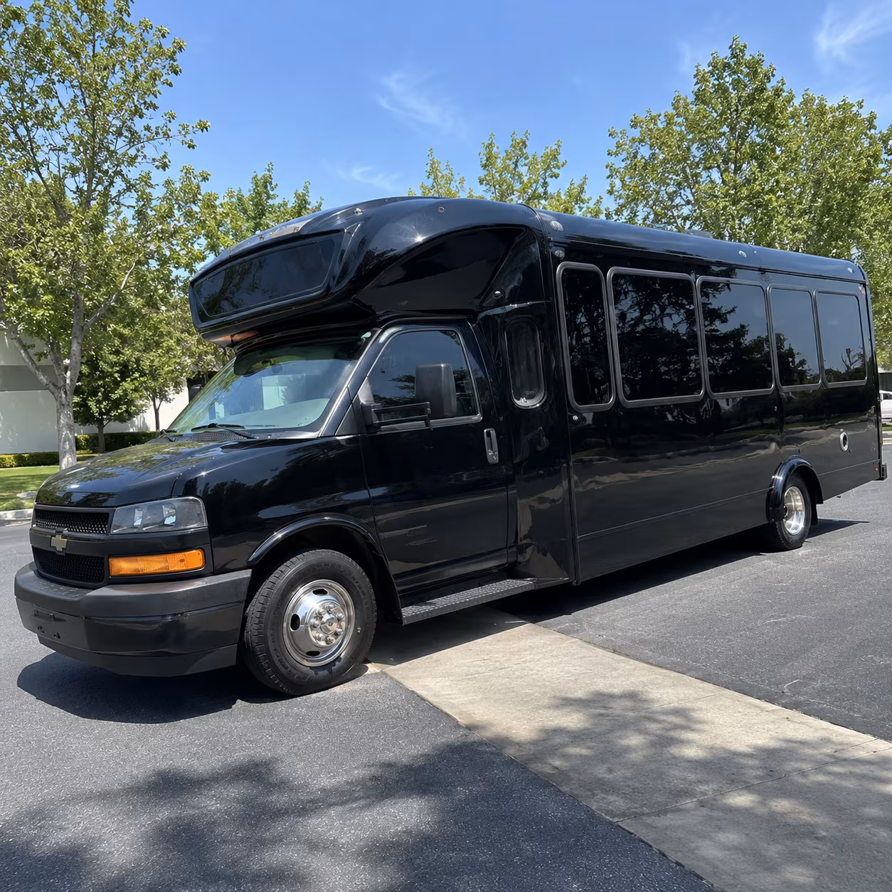 key west 15 passenger party bus