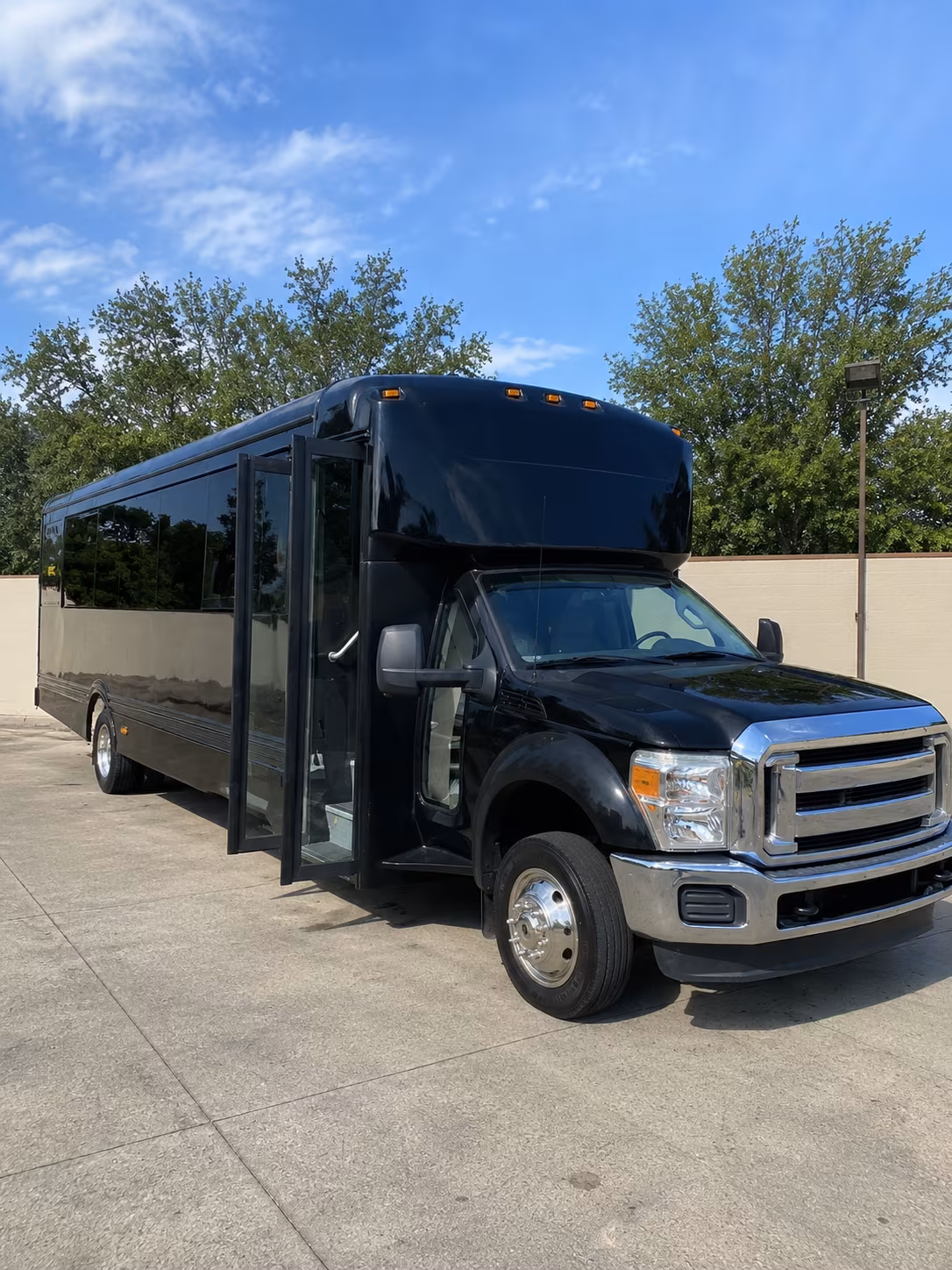 key west 20 passenger party bus