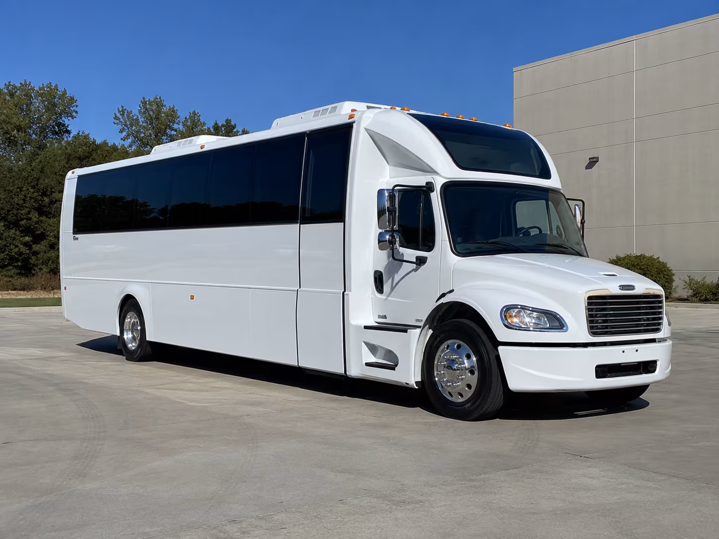 key west 28 passenger party bus